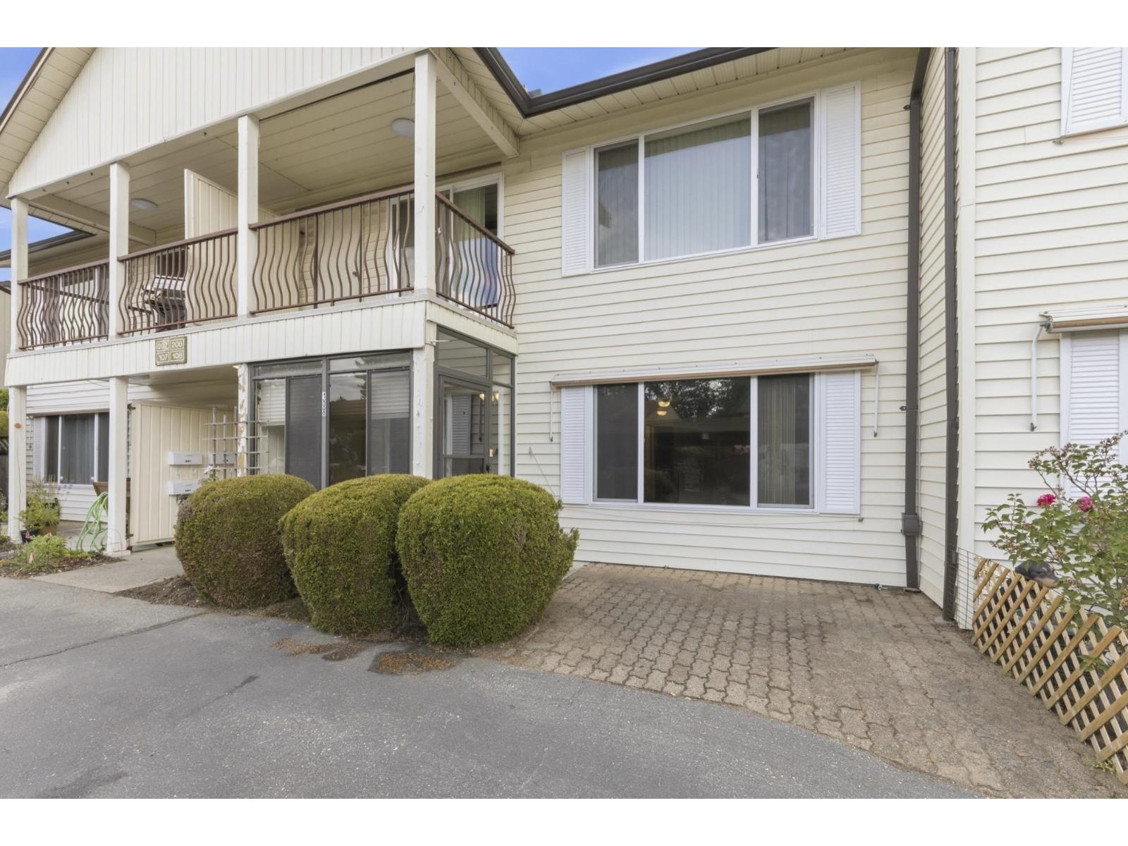 MLS® listing #29766740 for sale located at 108 2853 W BOURQUIN CRESCENT