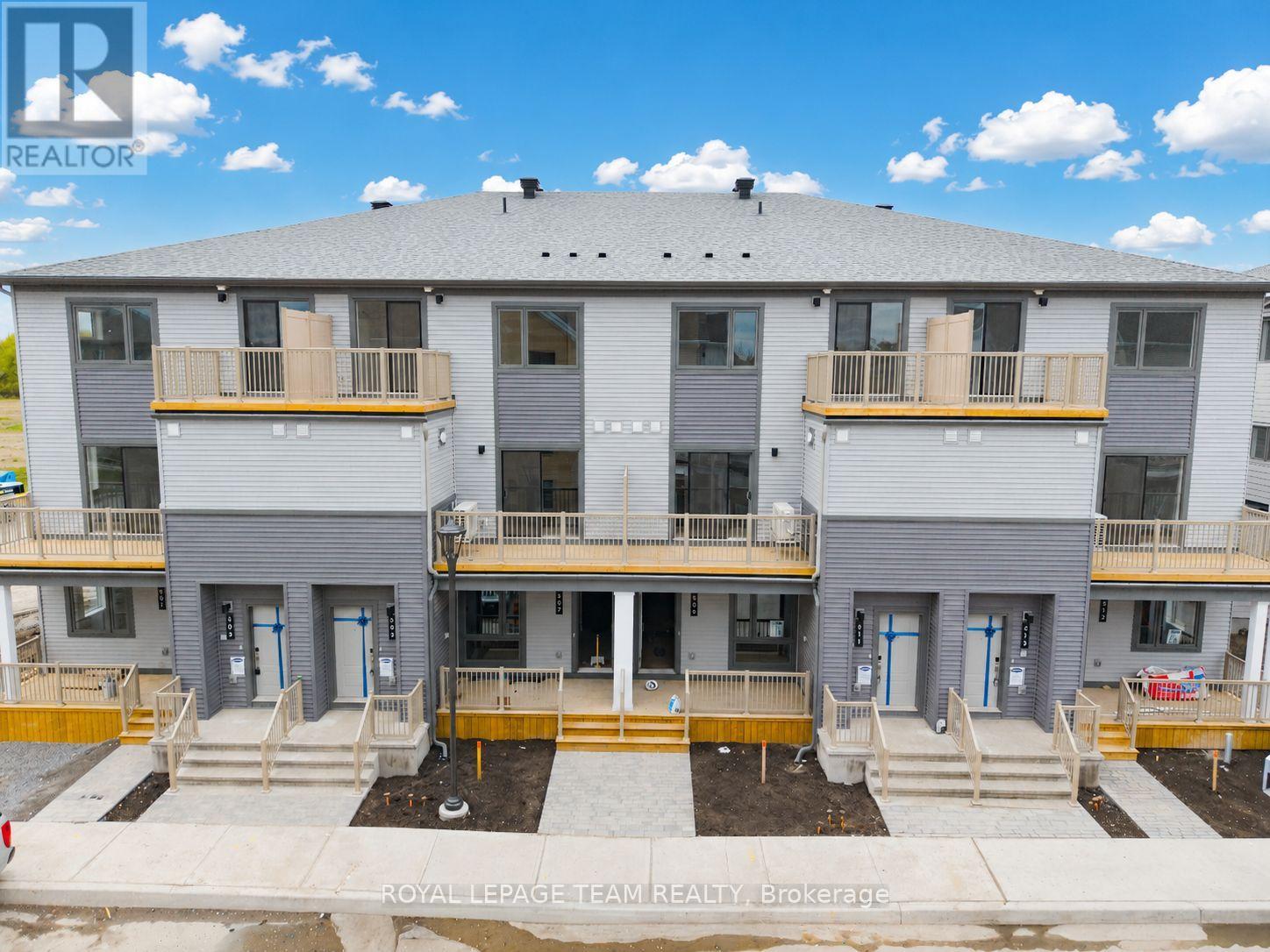 MLS® listing #29767750 for sale located at 505 CELESTINE PRIVATE