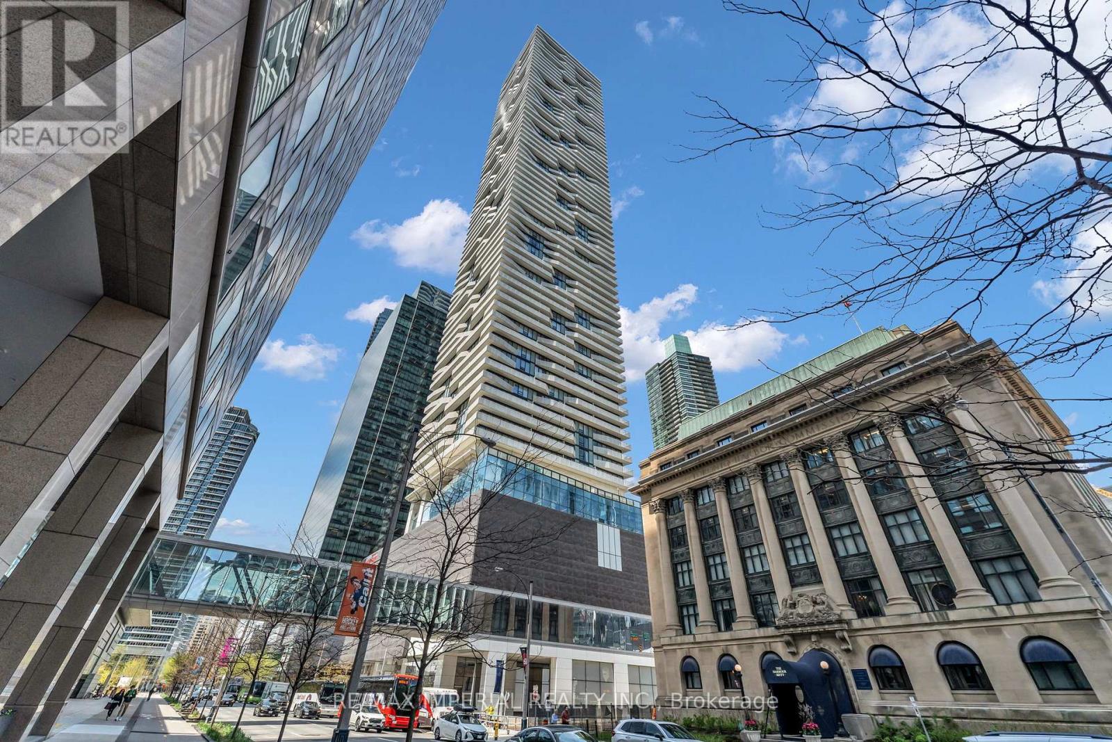 MLS® listing #29767800 for sale located at 88 HARBOUR STREET