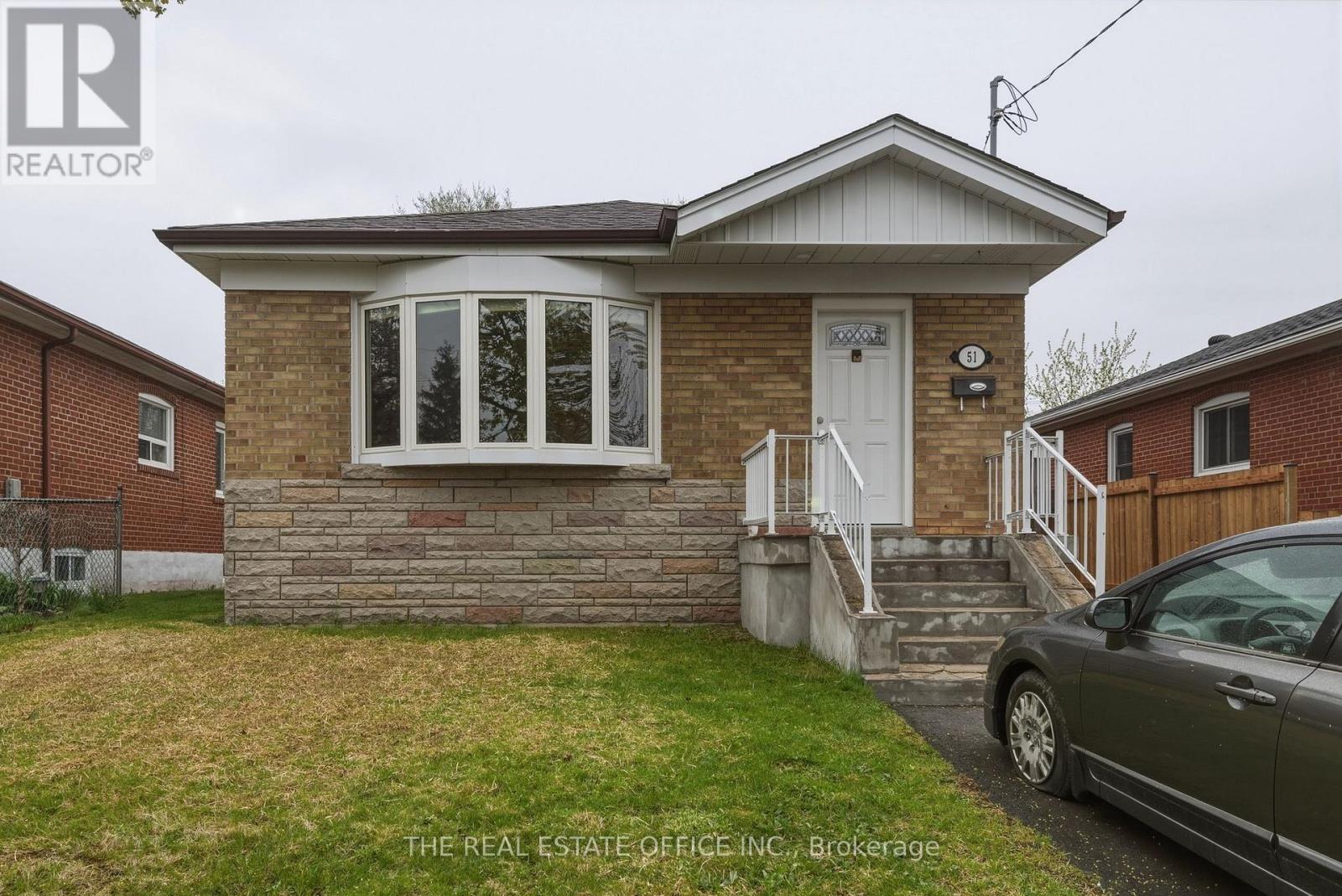 MLS® listing #29767824 for sale located at 51 GILROY DRIVE