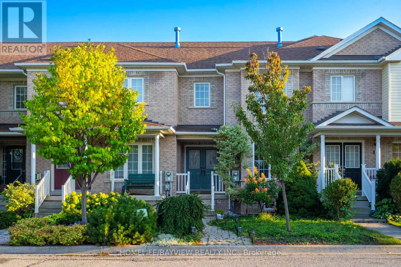 MLS® listing #29767841 for sale located at 15 ELDERBROOK CRESCENT