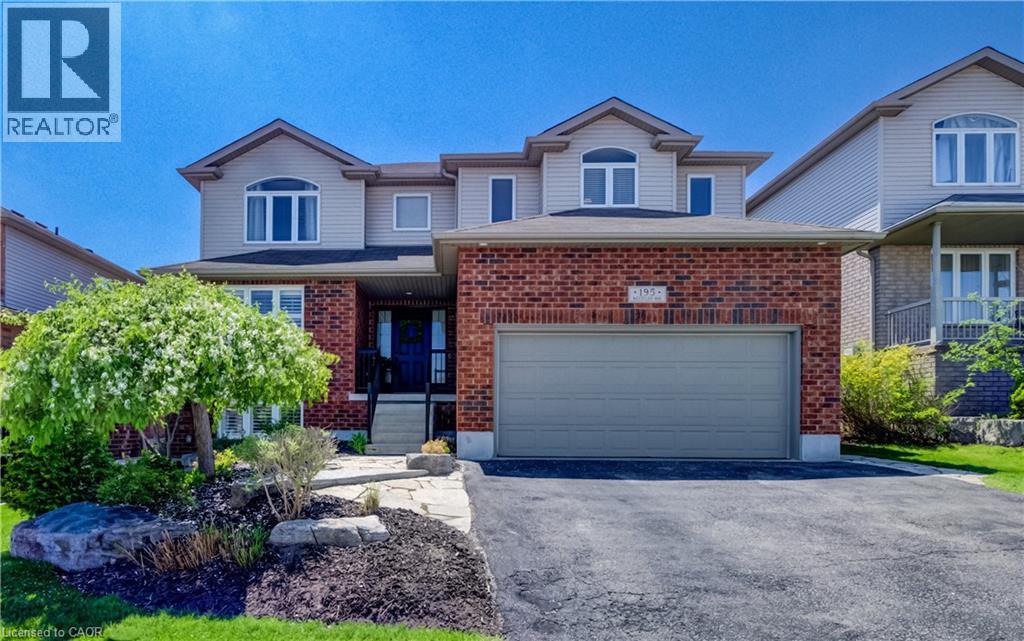 MLS® listing #29767949 for sale located at 195 WESTCLIFF Way