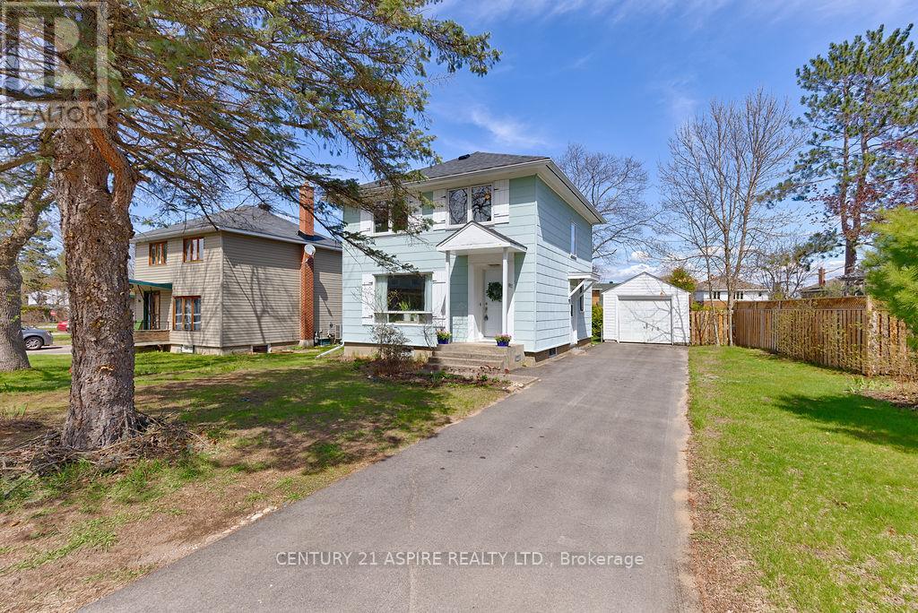 MLS® listing #29767970 for sale located at 82 RUTHERFORD AVENUE