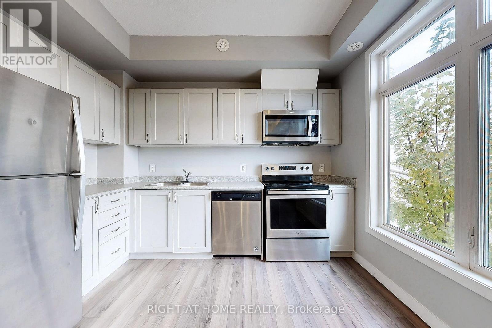 MLS® listing #29768029 for sale located at 14 - 630 ROGERS ROAD