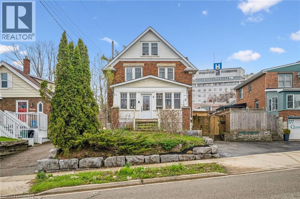 MLS® listing #29768300 for sale located at 9 SPADINA Road E
