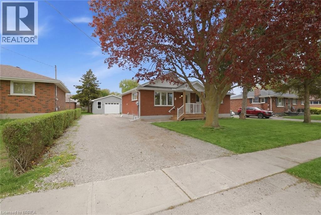 MLS® listing #29768389 for sale located at 121 SILVER Street