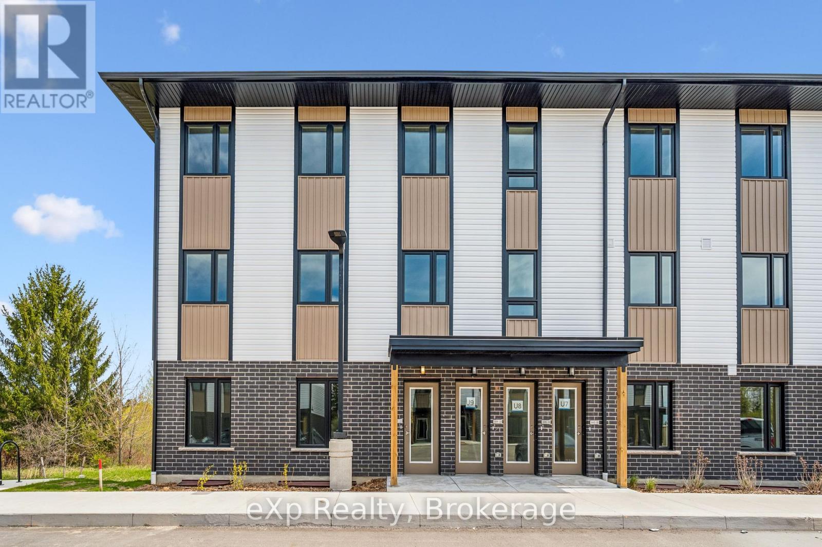 MLS® listing #29768714 for sale located at 10 - 465 GARAFRAXA STREET W