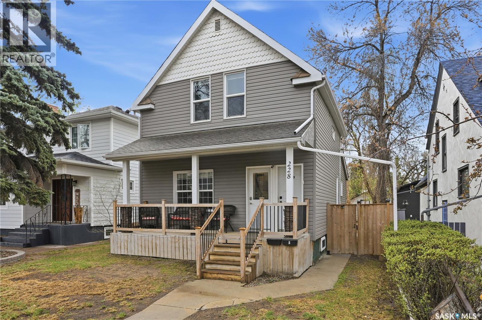 MLS® listing #29769750 for sale located at 228 8th STREET E