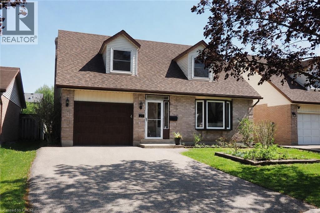 MLS® listing #29774659 for sale located at 27 SCENIC WOOD Crescent