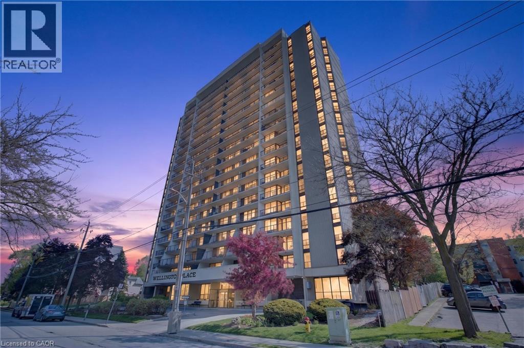 MLS® listing #29774718 for sale located at 81 CHURCH Street Unit# 1408