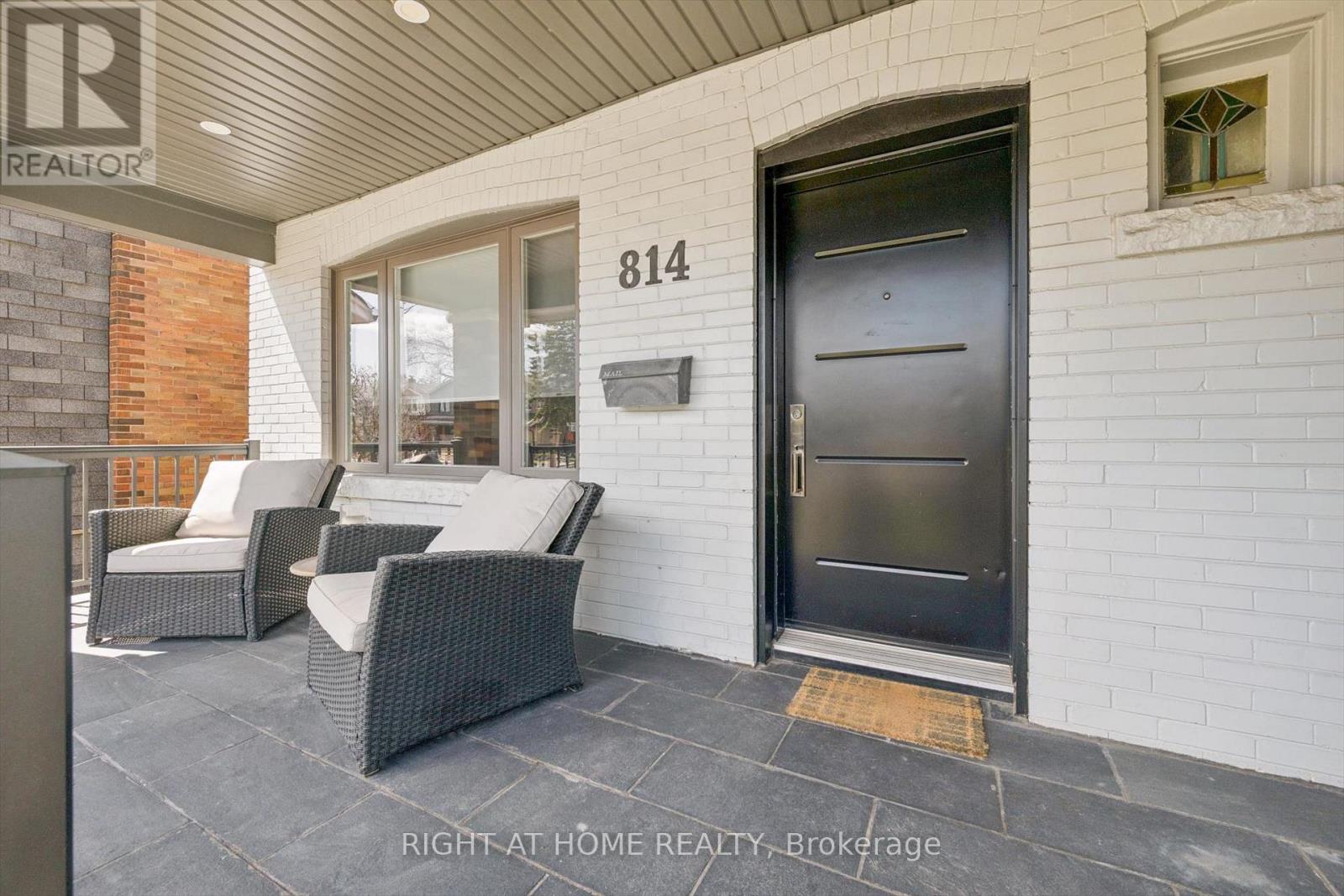 MLS® listing #29774745 for sale located at 814 COXWELL AVENUE