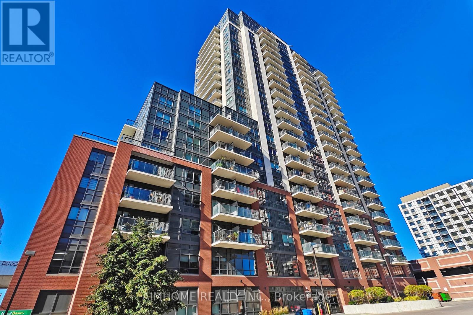 MLS® listing #29774767 for sale located at 311 - 1420 DUPONT STREET