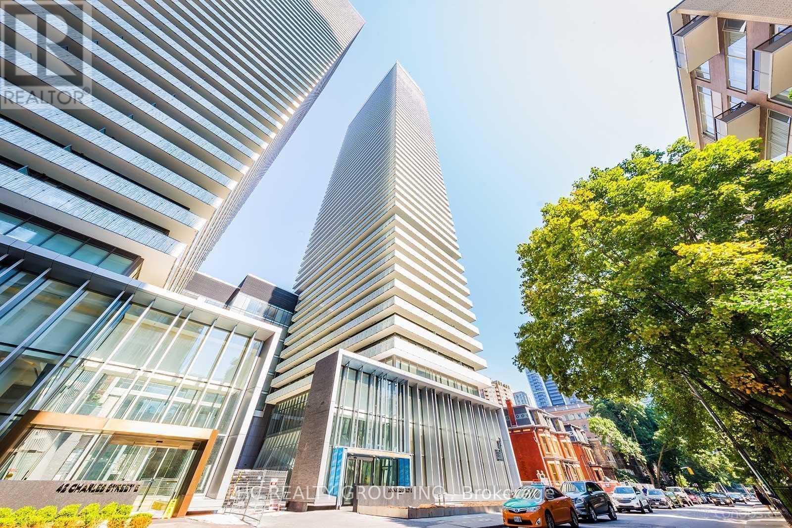 MLS® listing #29774788 for sale located at LPH4803 - 50 CHARLES STREET E