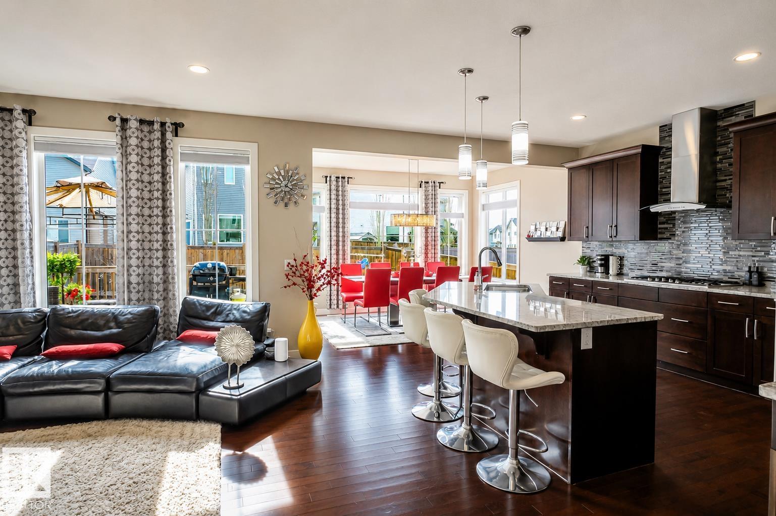 MLS® listing #29774821 for sale located at 1728 53 ST SW