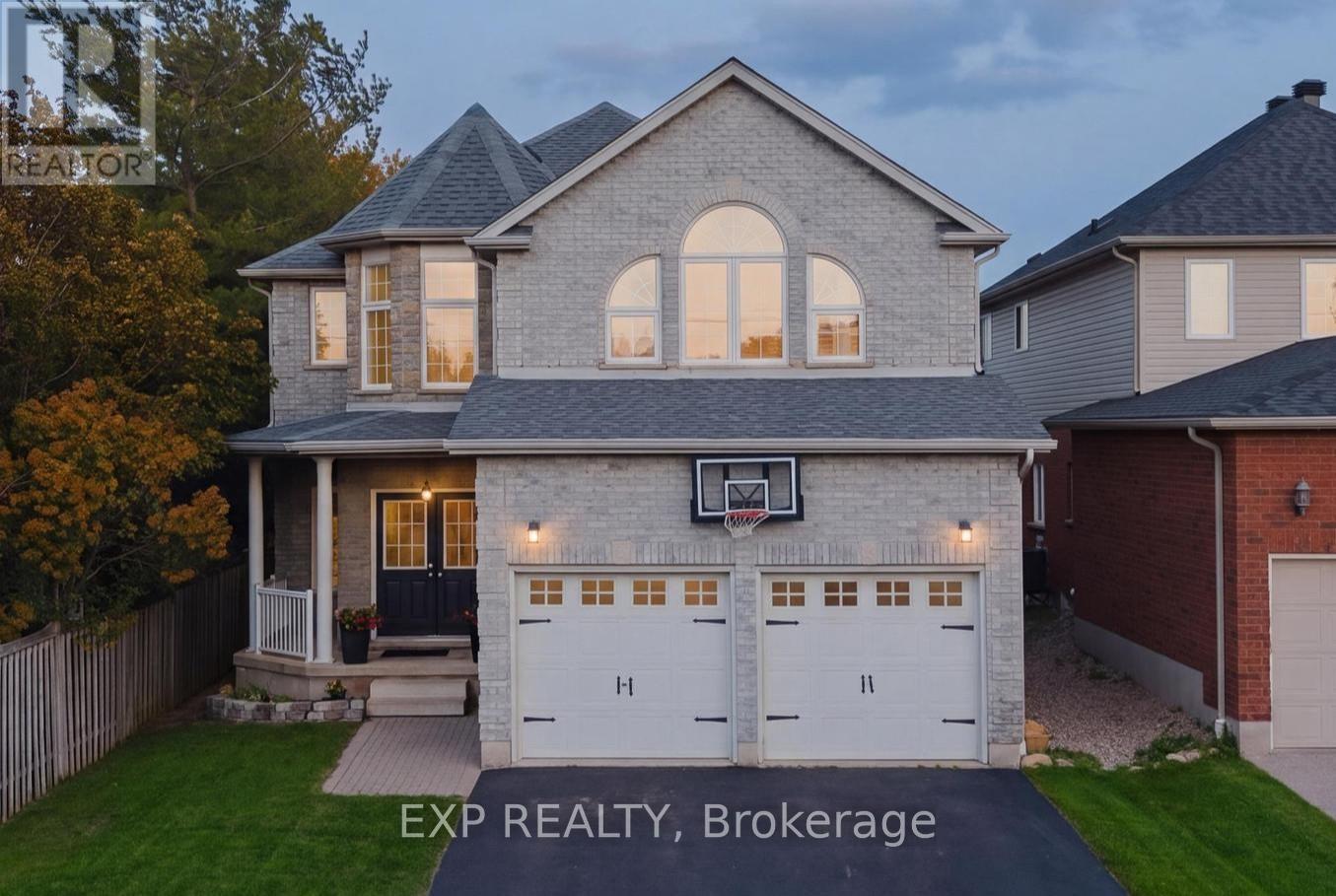 MLS® listing #29775958 for sale located at 606 DOON DRIVE S