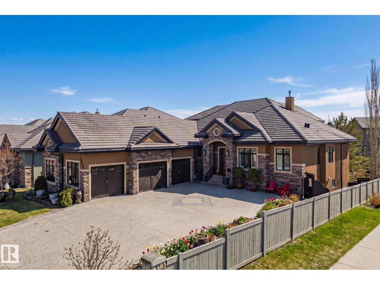MLS® listing #29776624 for sale located at 3048 WATSON LD NW
