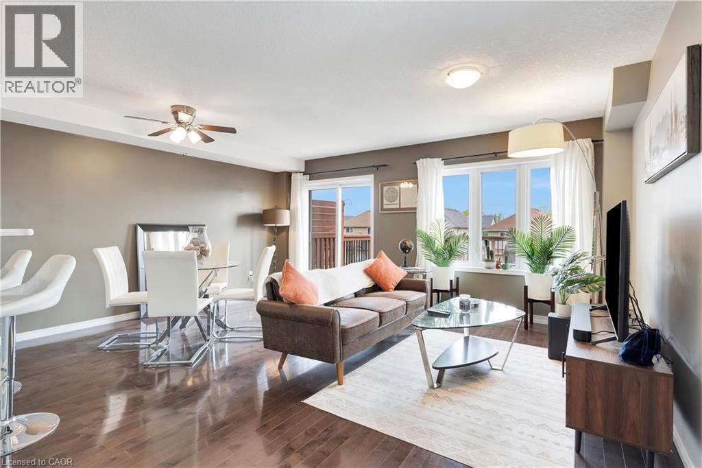 MLS® listing #29776759 for sale located at 935 ZELLER Crescent