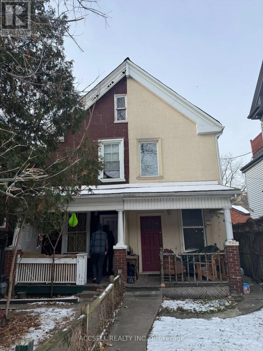 MLS® listing #29777191 for sale located at 176 BRUNSWICK AVENUE