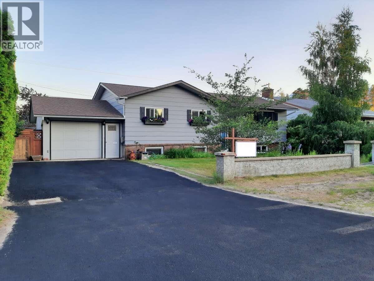 MLS® listing #29779725 for sale located at 1323 7TH AVENUE