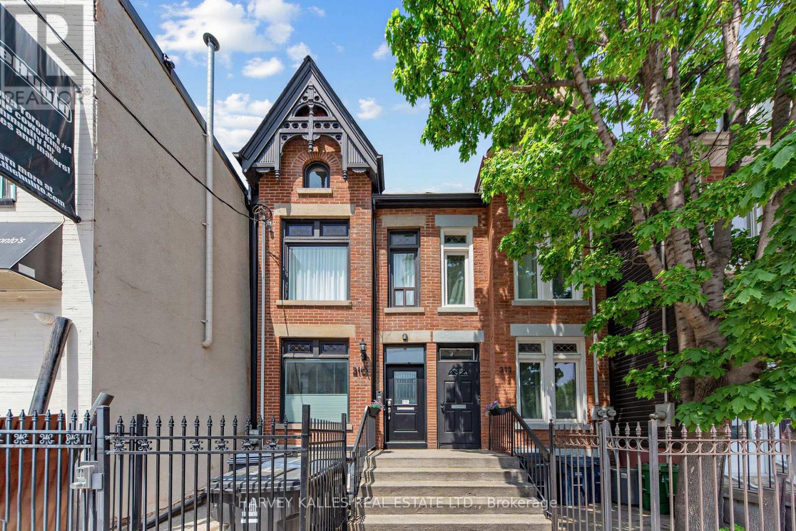 MLS® listing #29779926 for sale located at 210 GERRARD STREET E