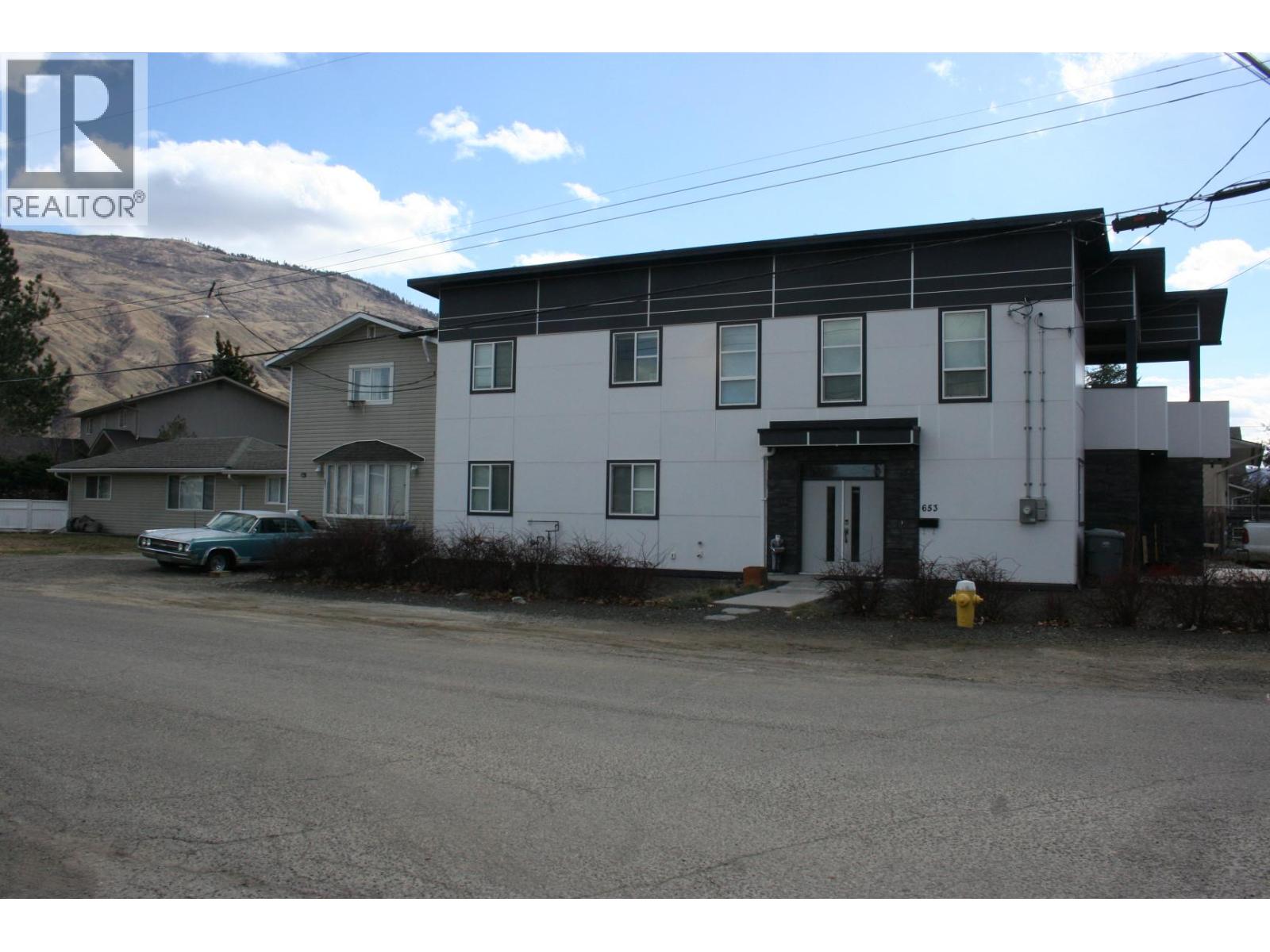MLS® listing #29780674 for sale located at 651/653 Stansfield Road