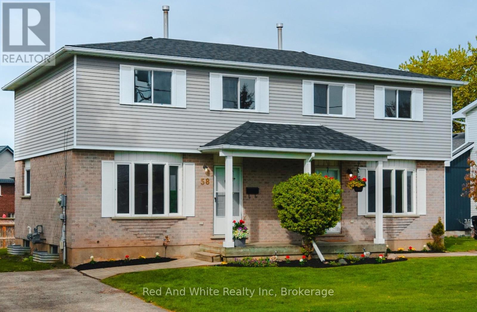 MLS® listing #29781628 for sale located at 58 CATHERINE STREET