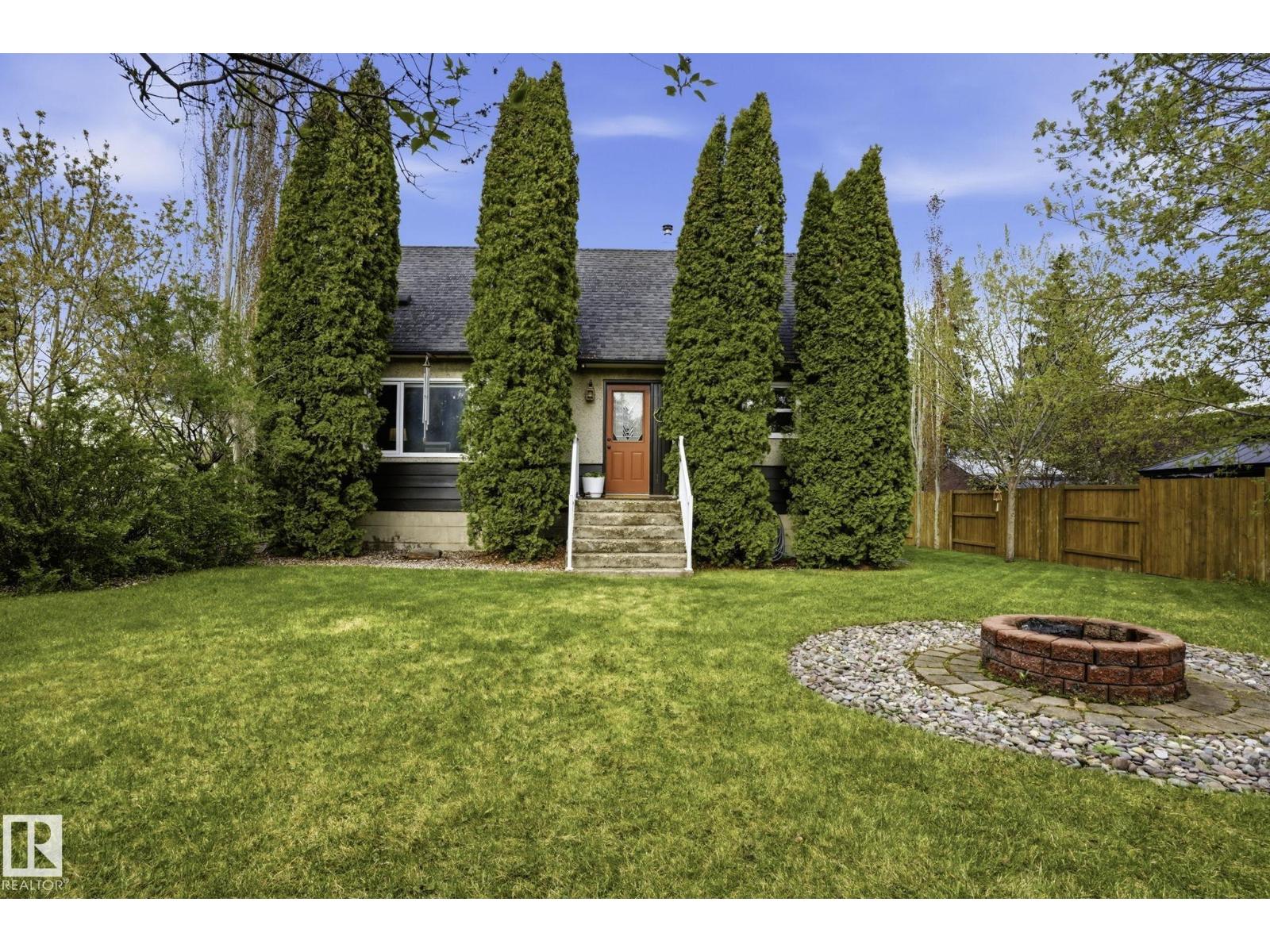 MLS® listing #29781660 for sale located at 4 Langley Dr