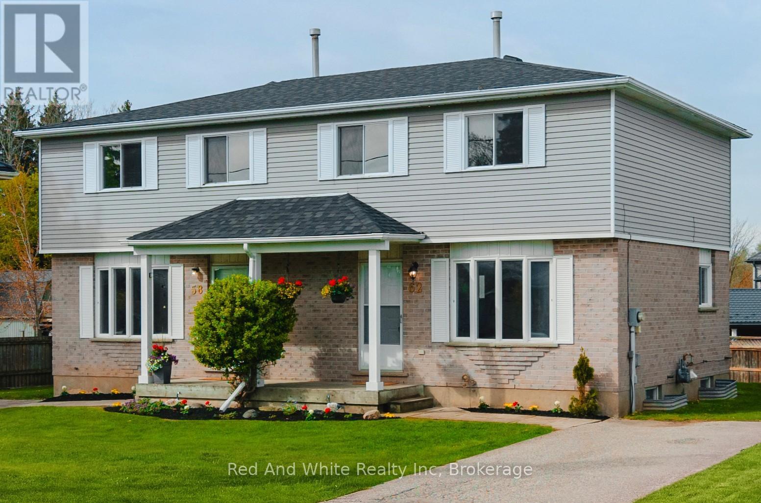 MLS® listing #29781679 for sale located at 62 CATHERINE STREET