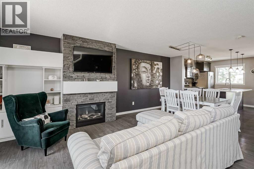 MLS® listing #29782199 for sale located at 313 Copperpond Landing SE