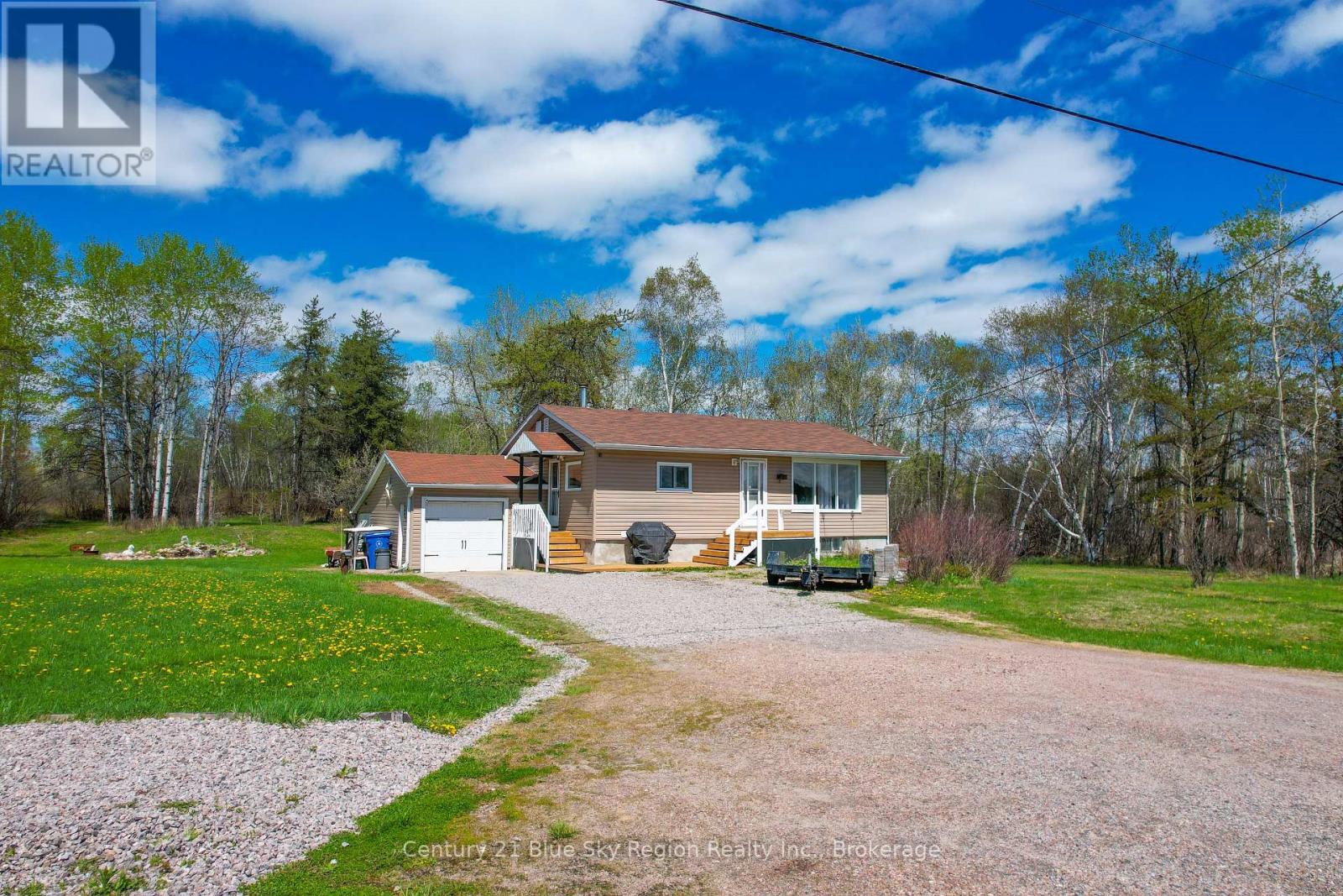 MLS® listing #29782466 for sale located at 1742 HIGHWAY 17 E