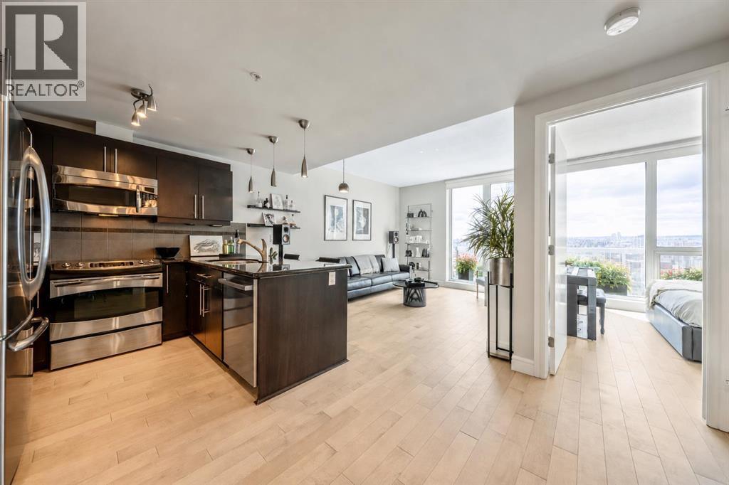 MLS® listing #29783774 for sale located at 1806, 817 15 Avenue SW