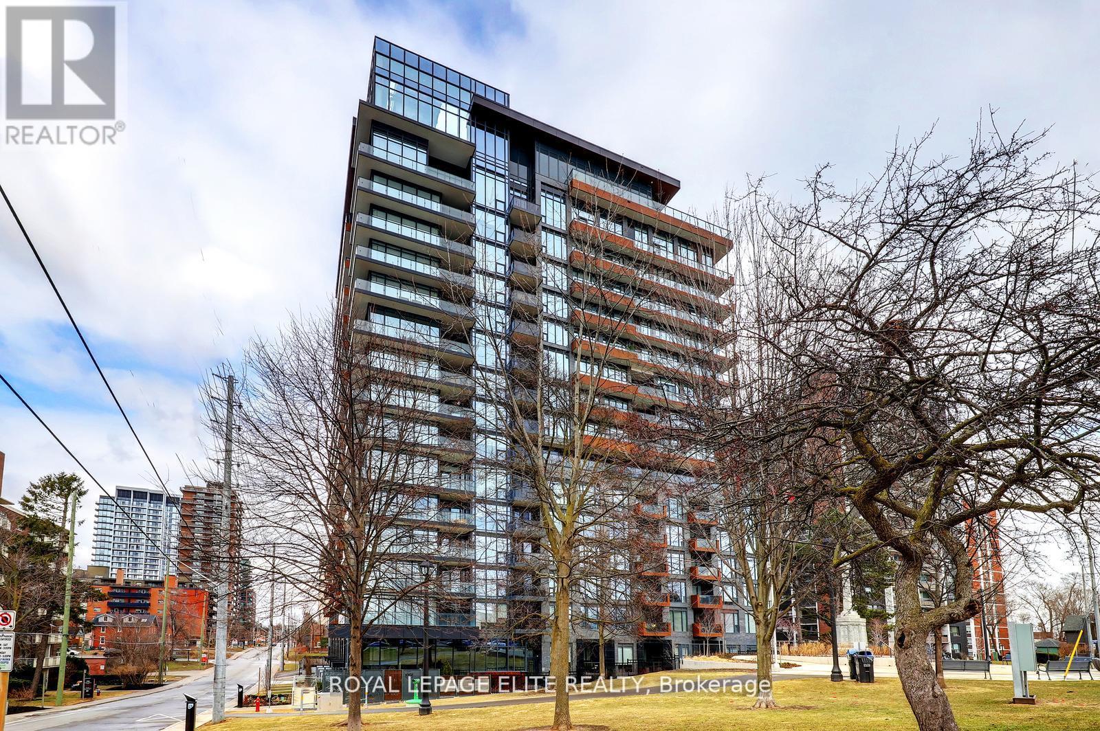 MLS® listing #29788027 for sale located at 318 - 21 PARK STREET E