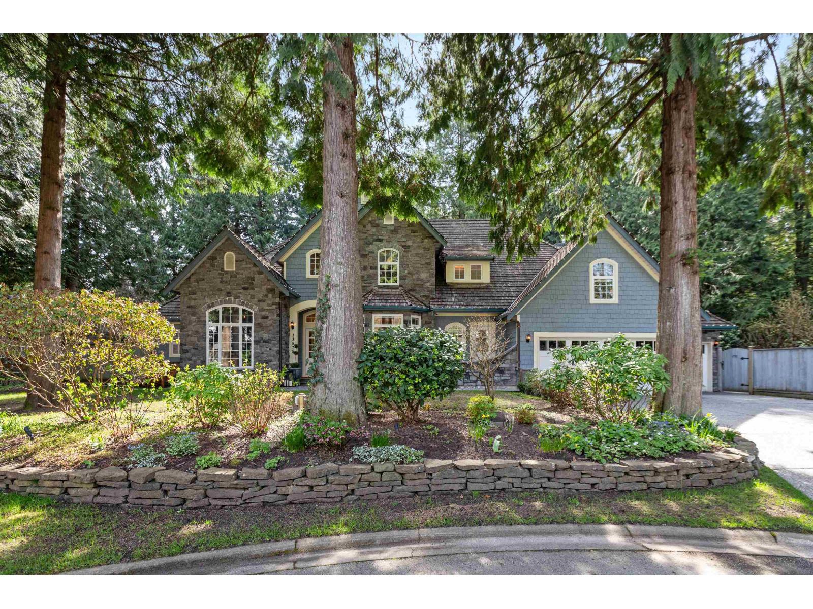 MLS® listing #29788034 for sale located at 13878 30 AVENUE