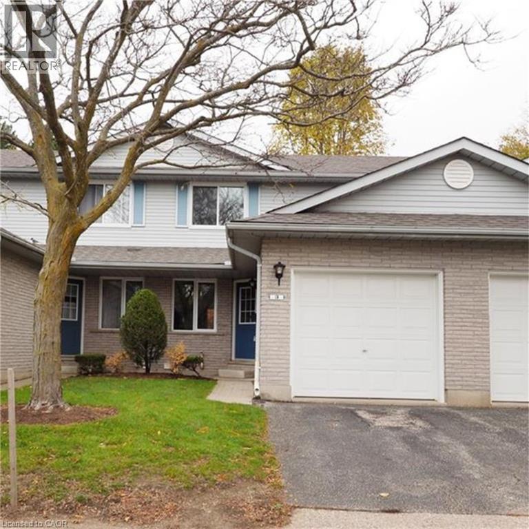 MLS® listing #29788869 for sale located at 425 KINGSCOURT Drive Unit# 3