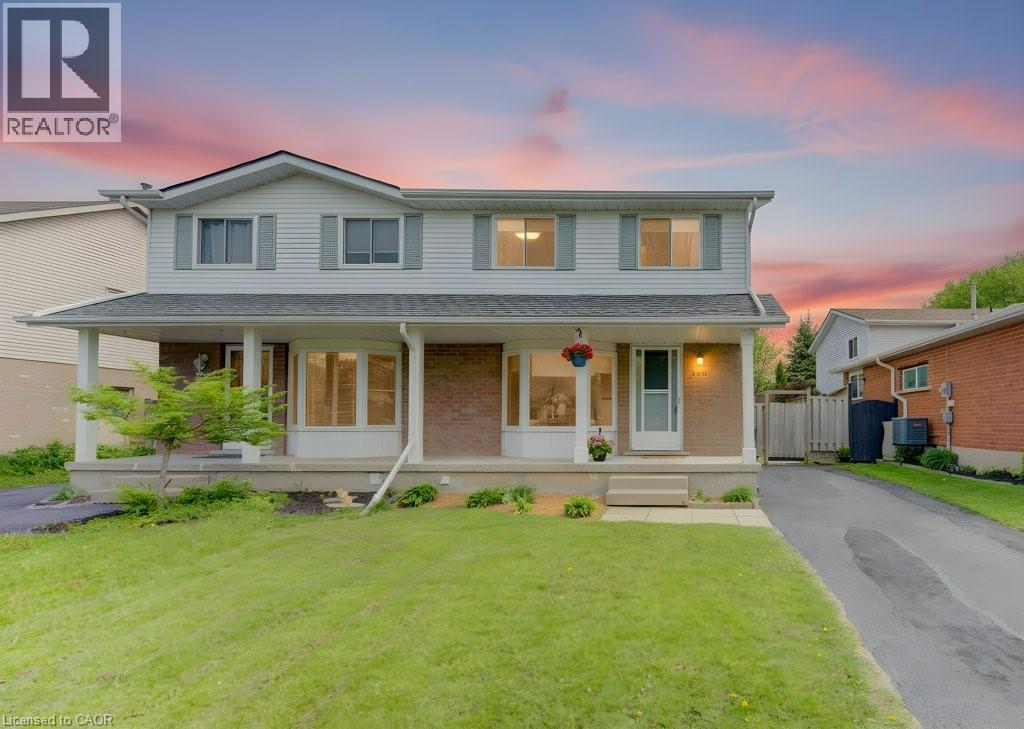 MLS® listing #29790064 for sale located at 603 PINEROW Crescent Unit# B
