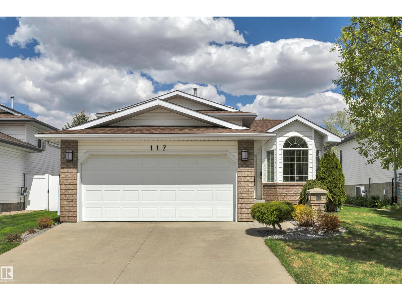 MLS® listing #29790653 for sale located at 117 HOLLICK-KENYON WY NW