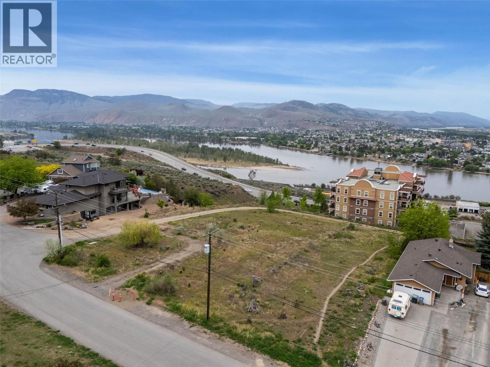 MLS® listing #29790690 for sale located at 992 Fernie Road
