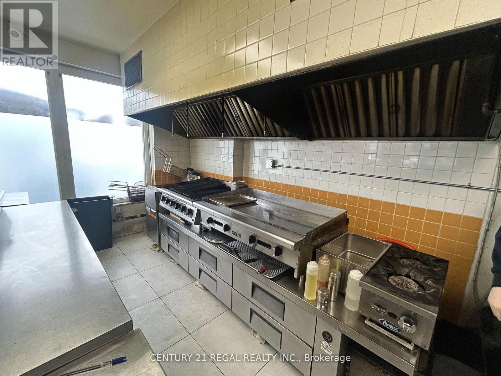 MLS® listing #29790889 for sale located at 571 VAUGHAN ROAD