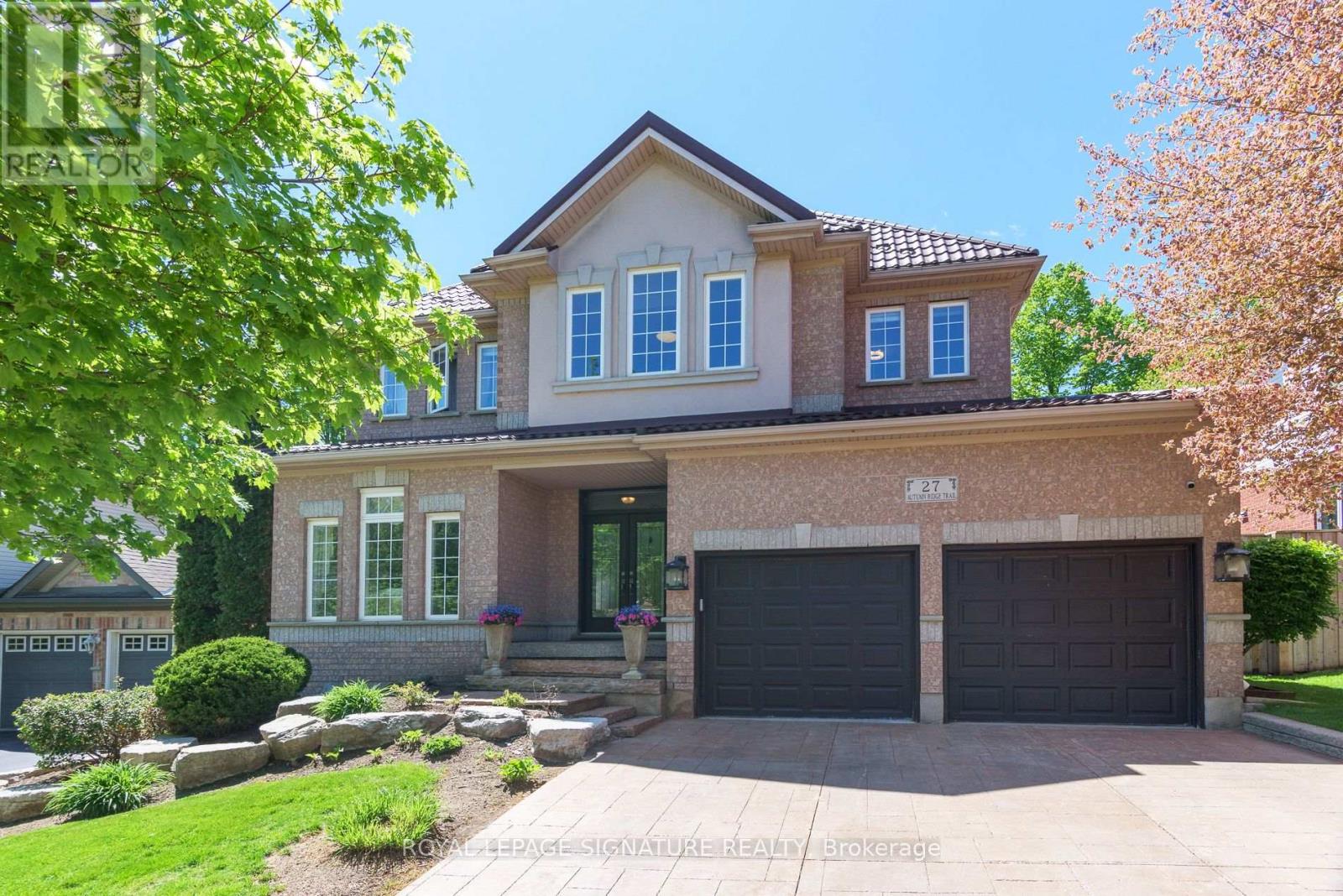 MLS® listing #29791500 for sale located at 27 AUTUMN RIDGE TRAIL