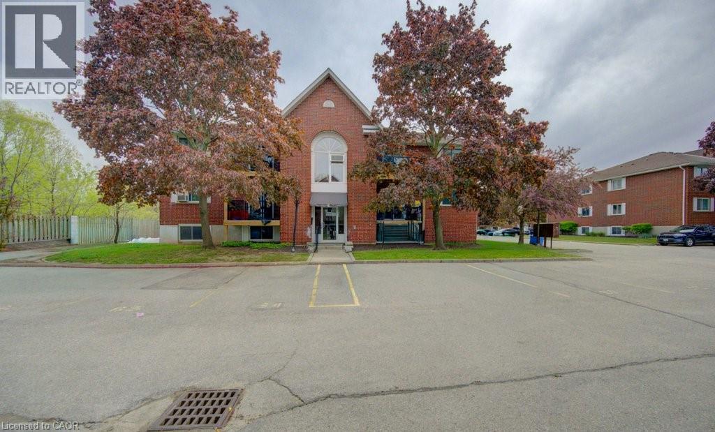 MLS® listing #29792102 for sale located at 565 GREENFIELD Avenue Unit# 212