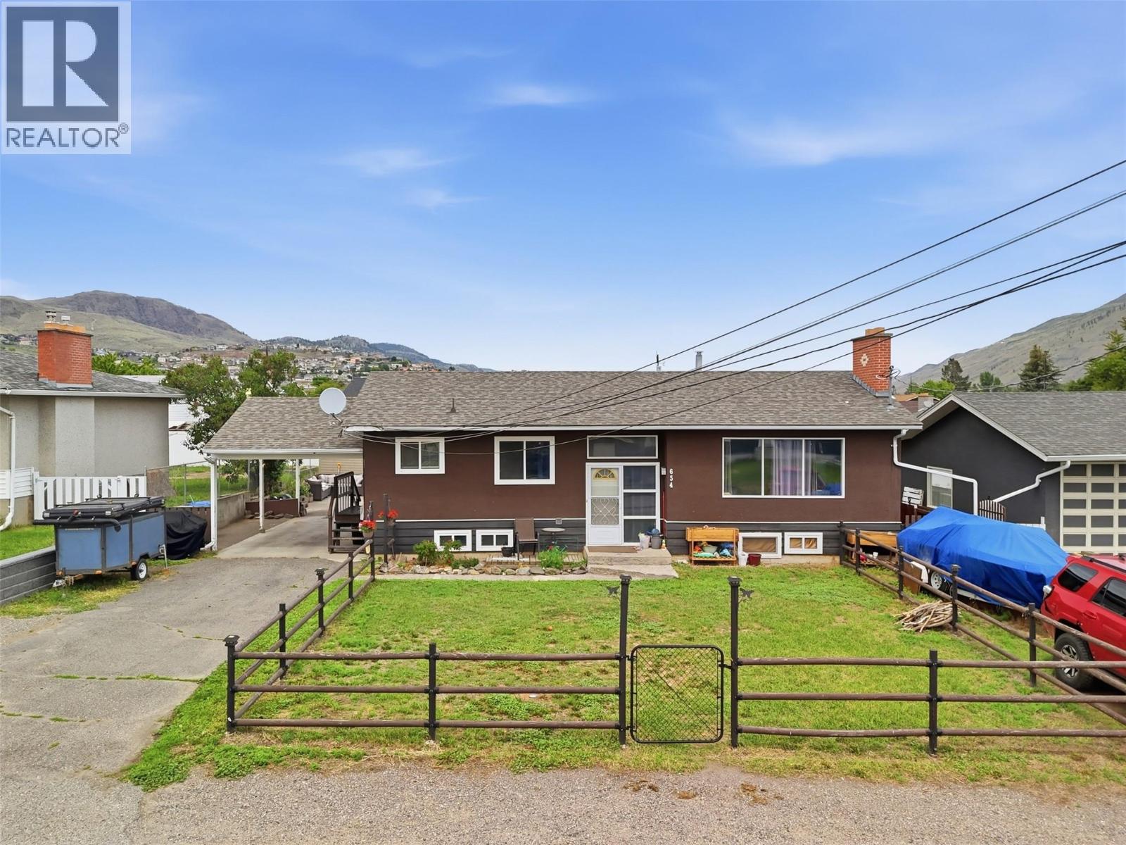 MLS® listing #29792491 for sale located at 654 Patricia Avenue