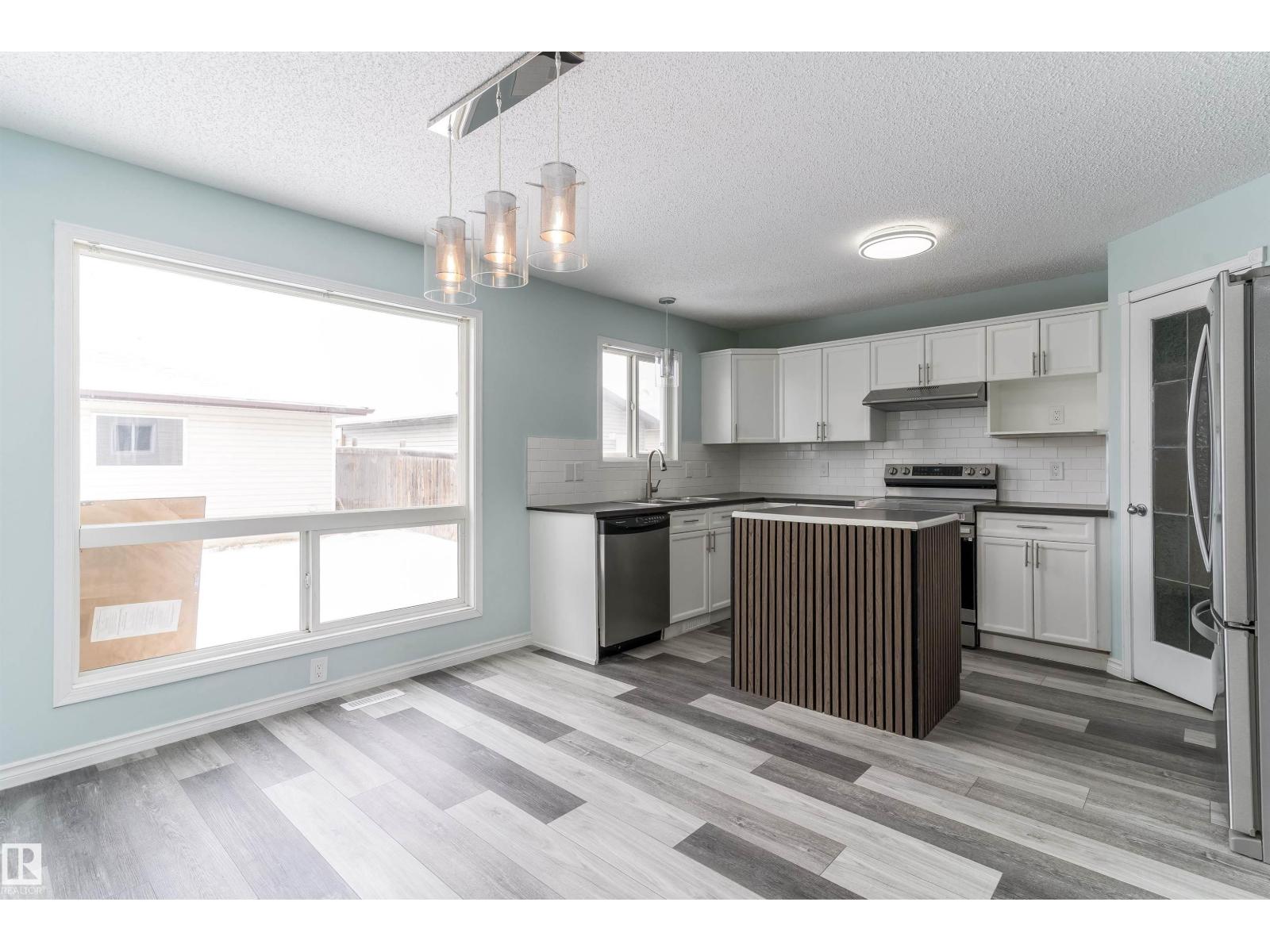 MLS® listing #29792558 for sale located at 16304 43 ST NW