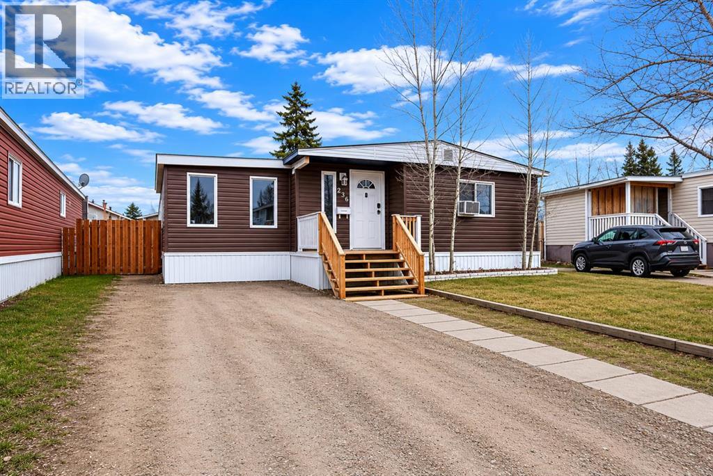 MLS® listing #29795452 for sale located at 236 Grenfell Crescent
