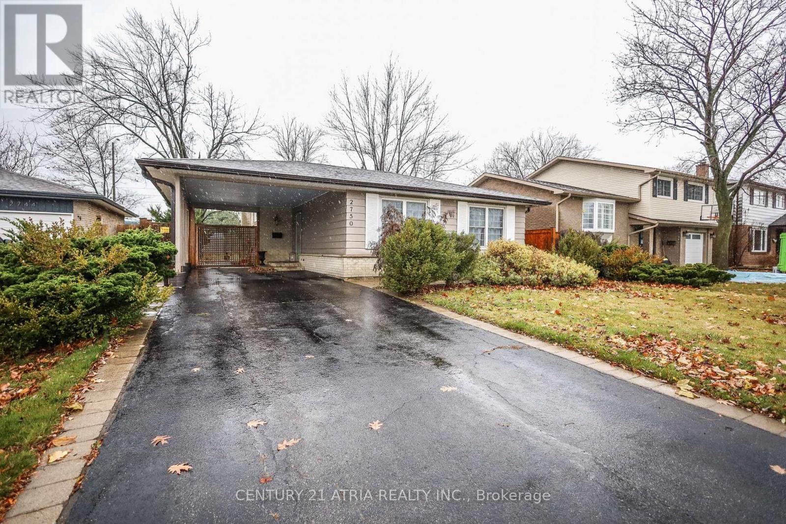 MLS® listing #29796044 for sale located at 2750 BARNSTONE CRESCENT