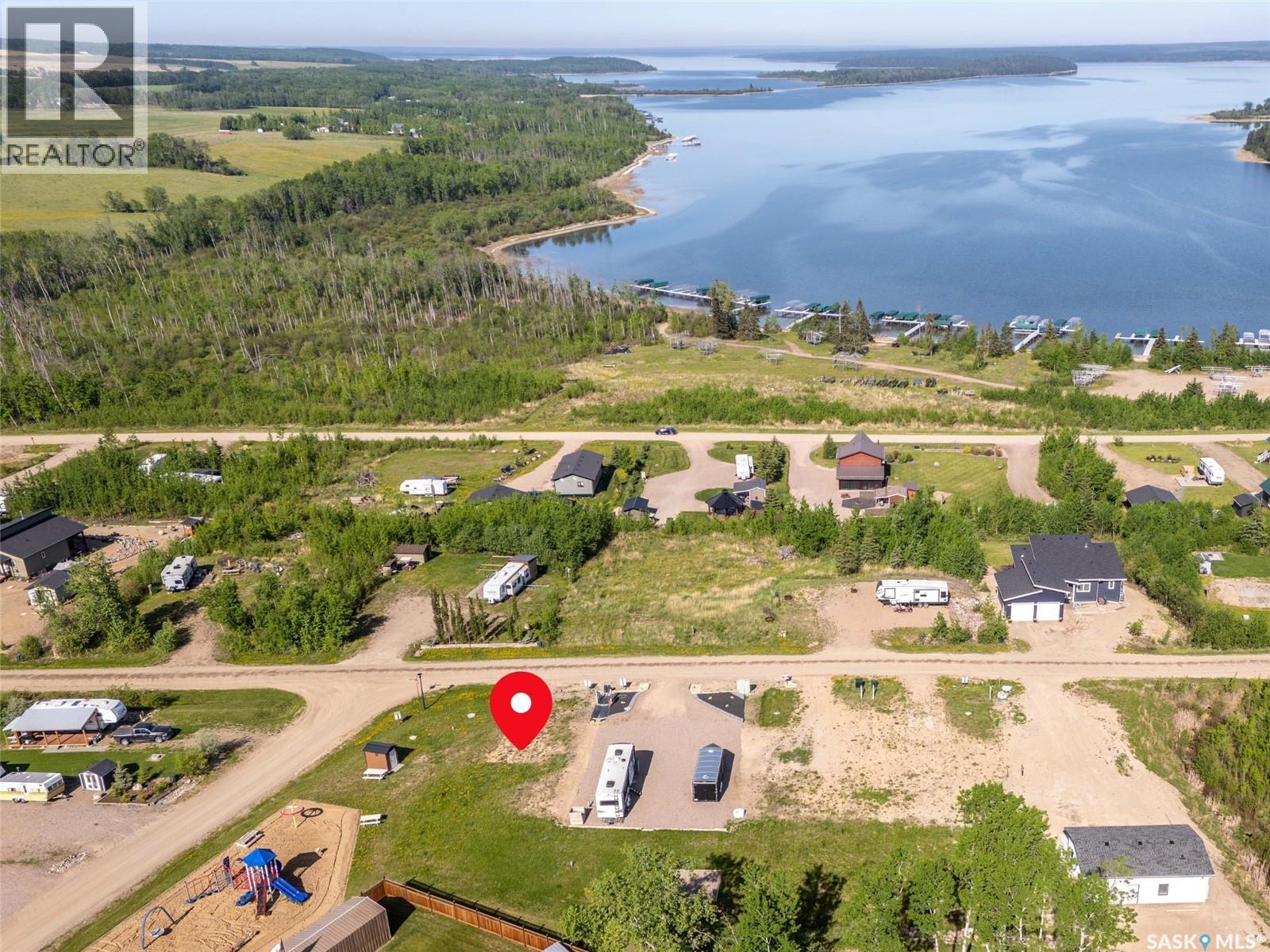 MLS® listing #29797061 for sale located at 917 Diamond Willow DRIVE