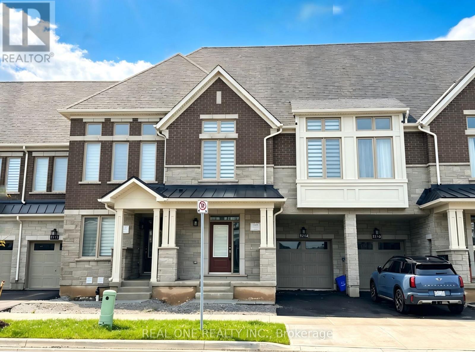 MLS® listing #29797302 for sale located at 3214 CRYSTAL DRIVE