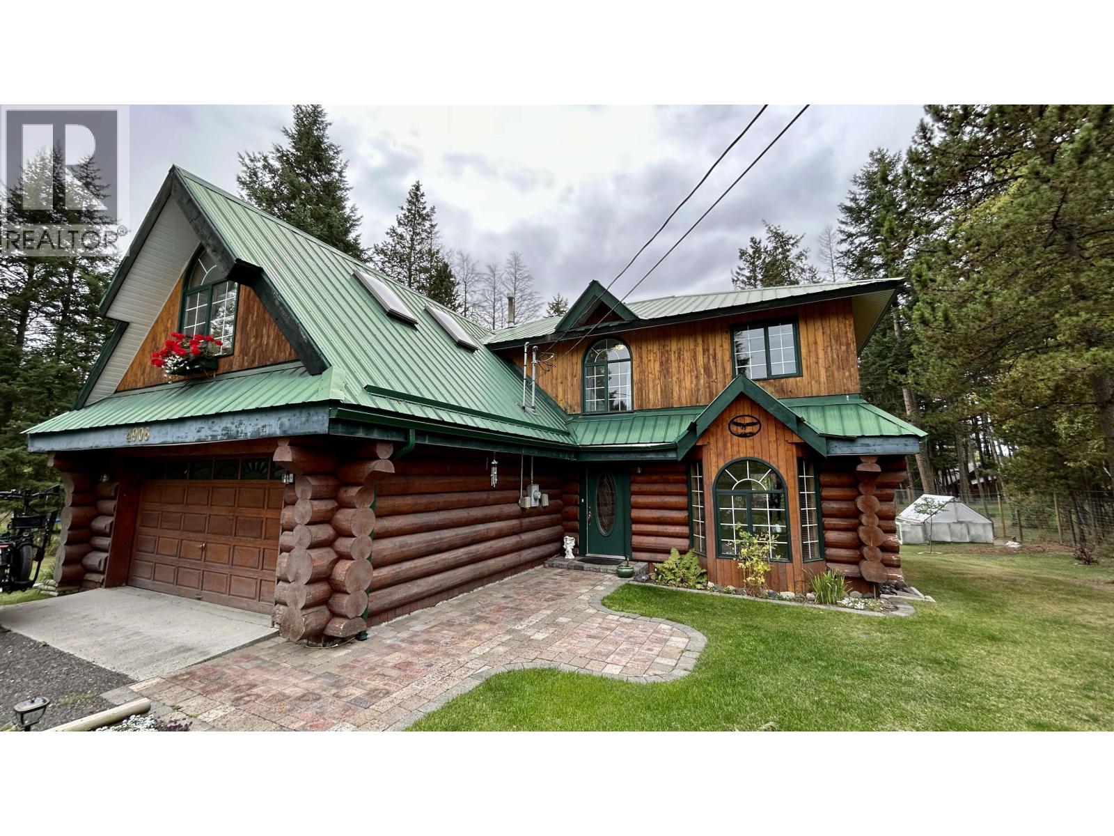 MLS® listing #29797505 for sale located at 4906 KITWANGA DRIVE