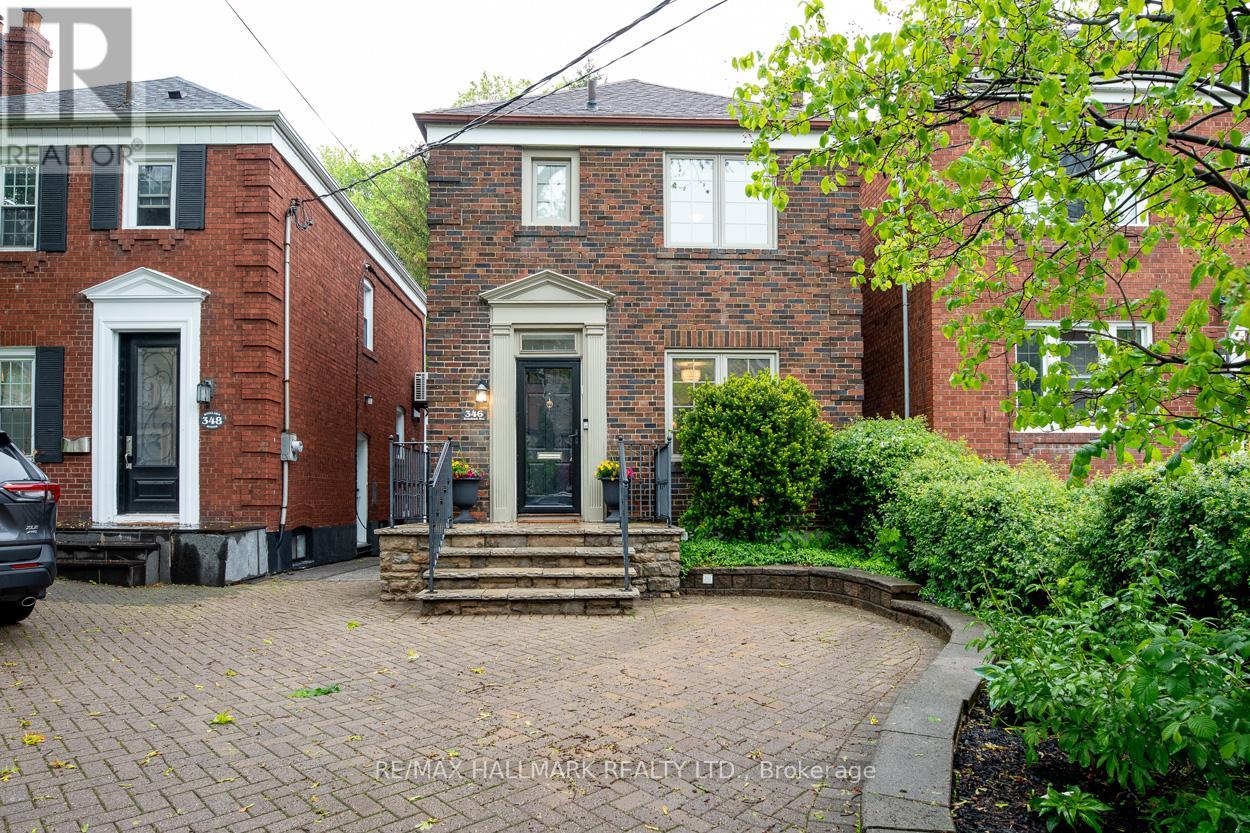 MLS® listing #29798280 for sale located at 346 ROSELAWN AVENUE
