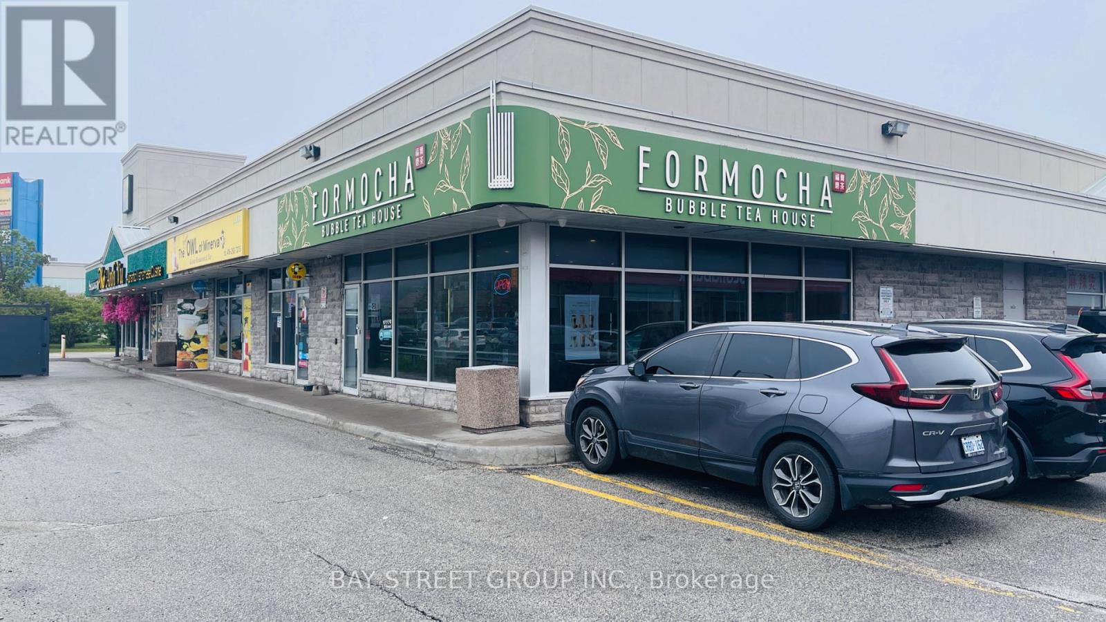 MLS® listing #29798284 for sale located at 4 - 4733 STEELES AVENUE E