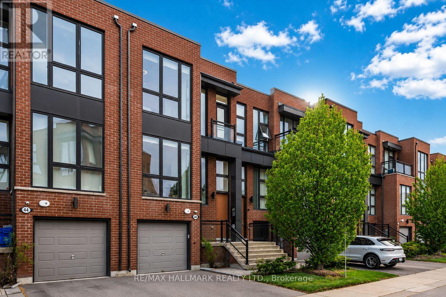 MLS® listing #29798292 for sale located at 46 CRESTRIDGE DRIVE